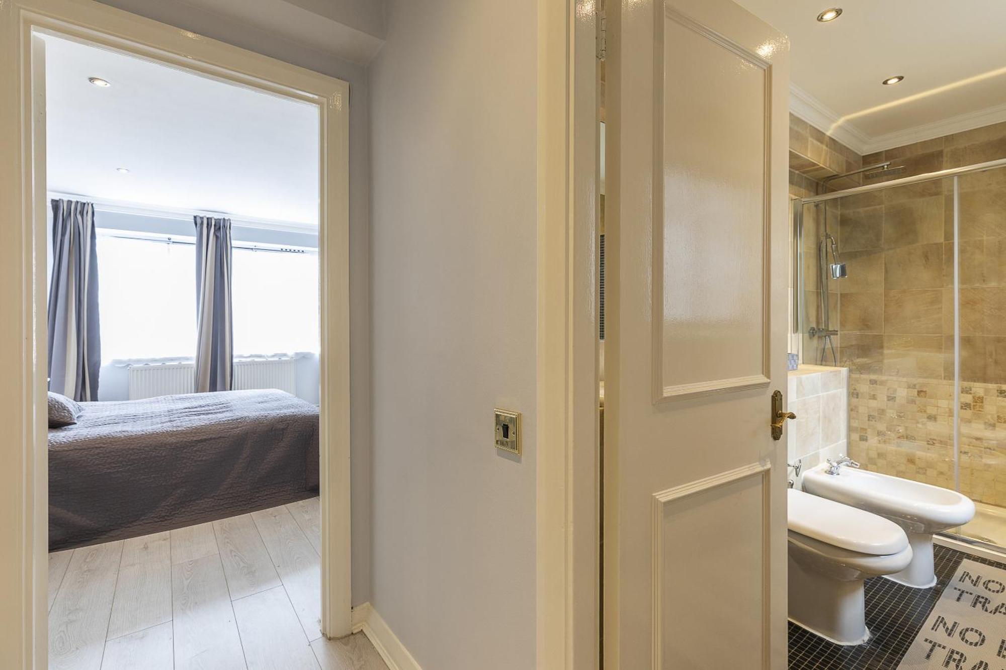 Gorgeous 4 Bedrooms Apartment Near Hyde Park And Oxford St London Exteriör bild